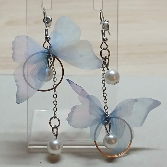 NWOT Fashion Jewelry Silver Tone Faux Pearl Dangle Blue Butterfly Earrings #18 - Picture 3 of 10
